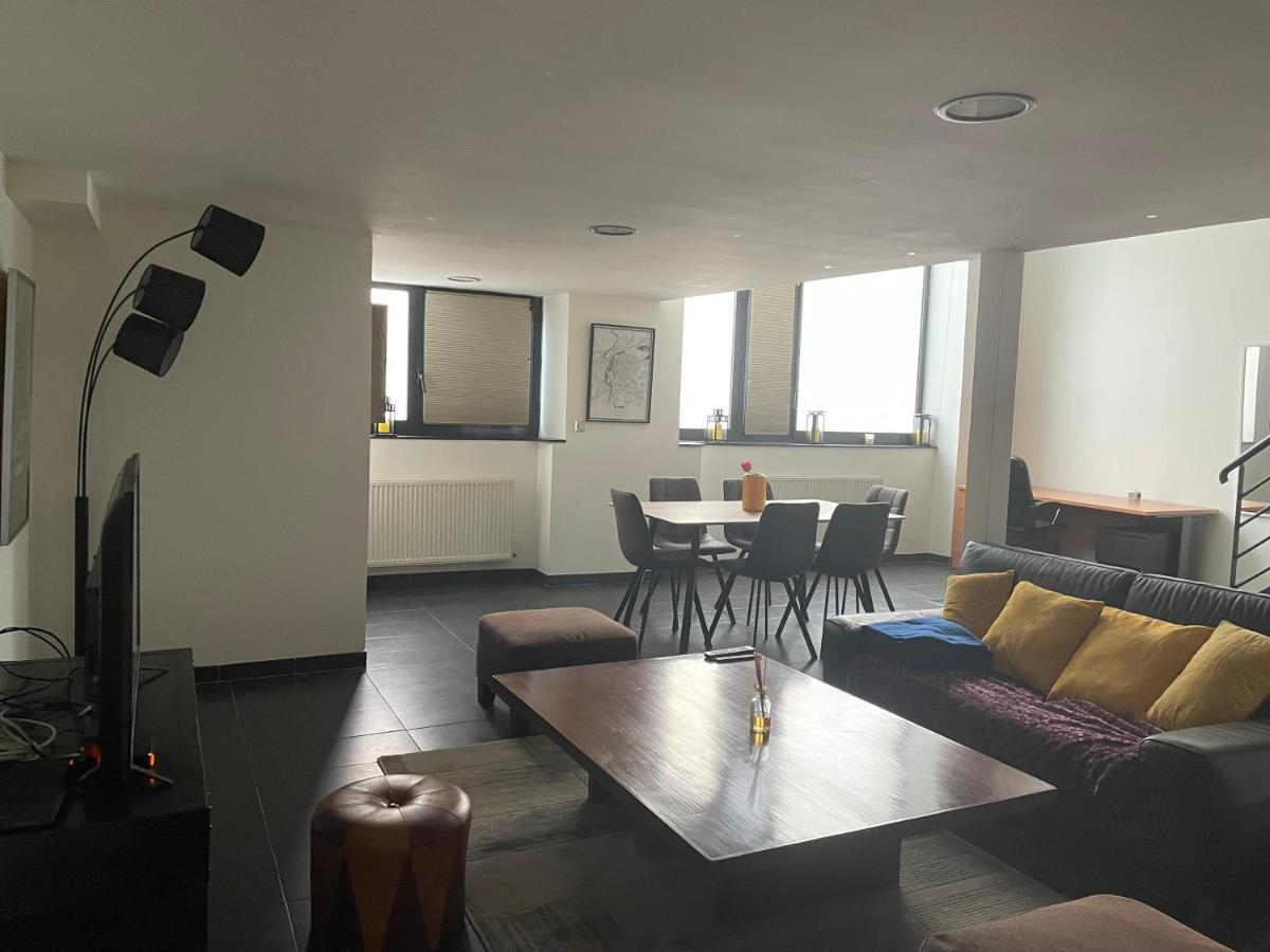 Loft Triplex 3 Chambres Doubles Villeurbanne Luaran gambar