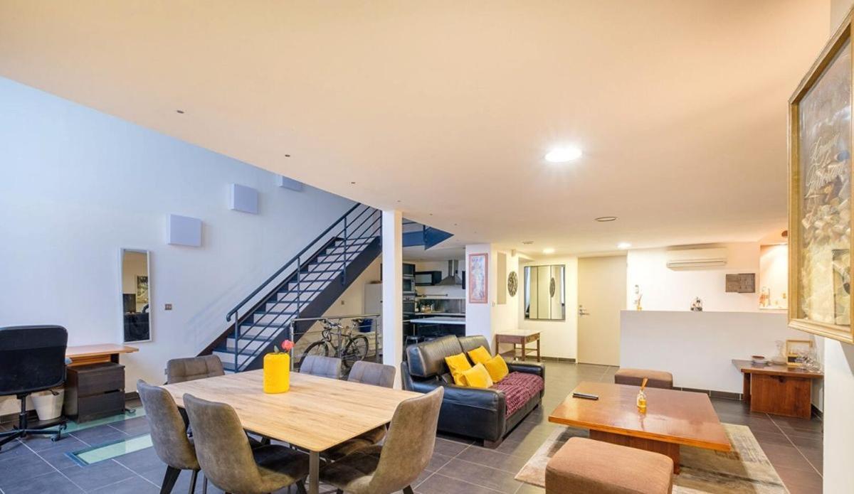 Loft Triplex 3 Chambres Doubles Villeurbanne Luaran gambar